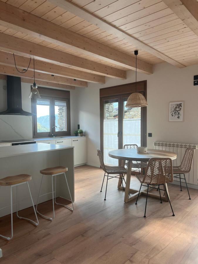 Apartamentos Turisticos: Tu Casa En Sahun Exteriör bild