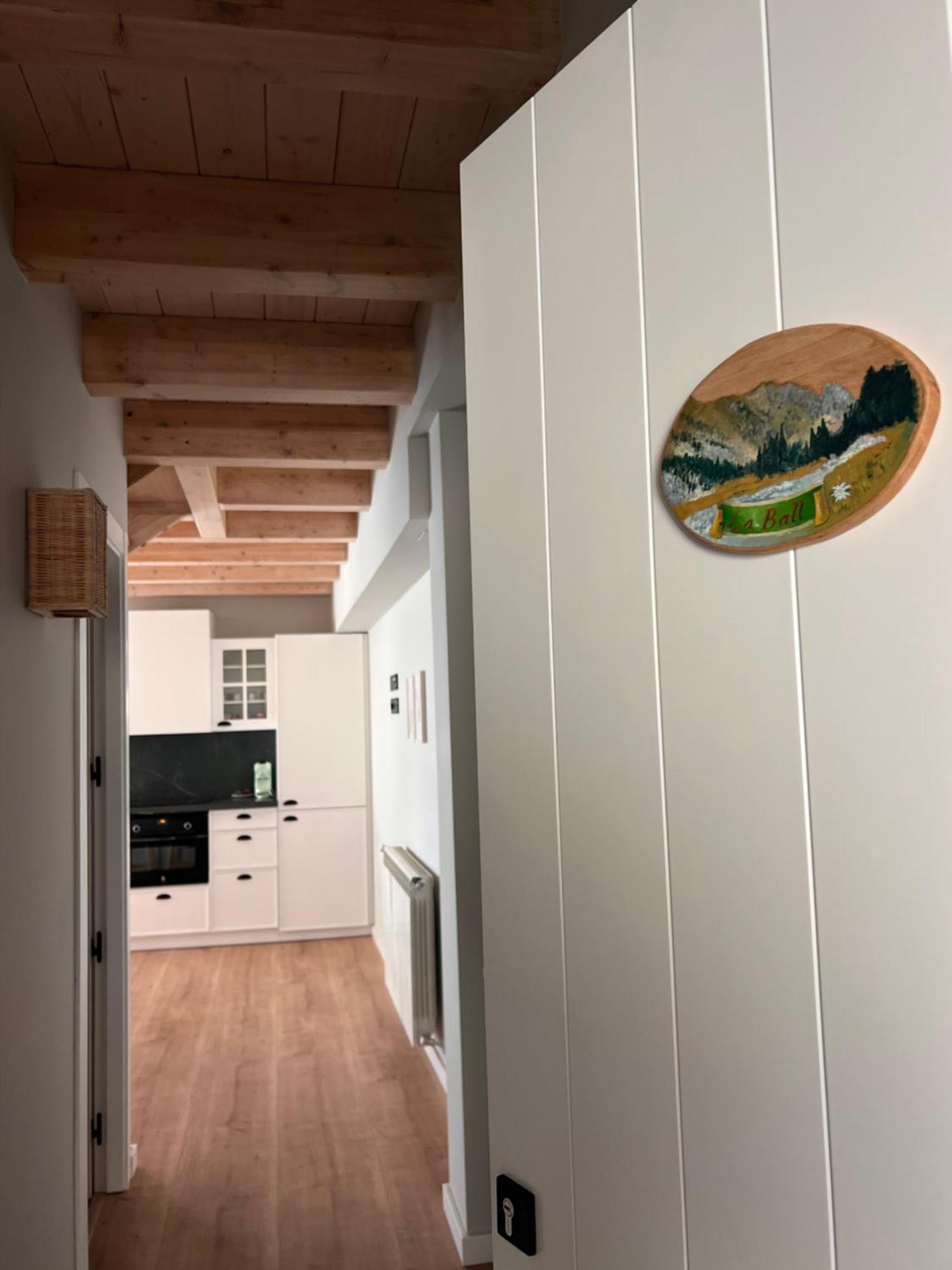 Apartamentos Turisticos: Tu Casa En Sahun Exteriör bild